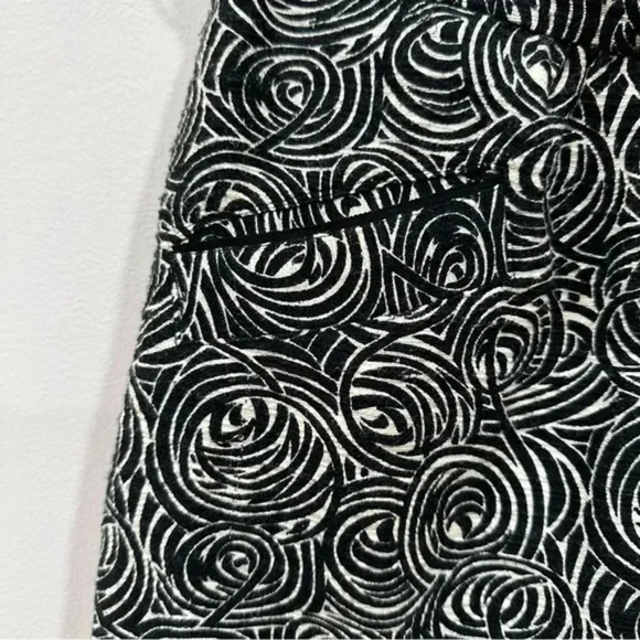 Anthropologie elevenses printed skirt 4 - Picture 4 of 10